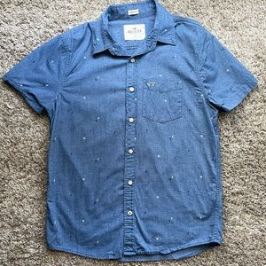 Hollister Men’s Summer Button Down